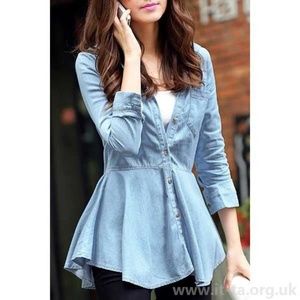 Hooded Peplum ight wash Denim button down